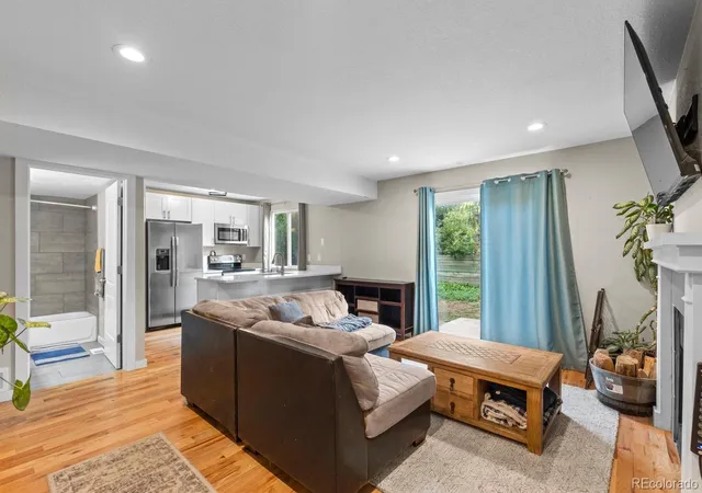 Photo 3 of Sale Pending at 8427 Blue Grama Ct, Parker, CO 80134 | MLS# 4208797 | Listing updated on 2026-10-08