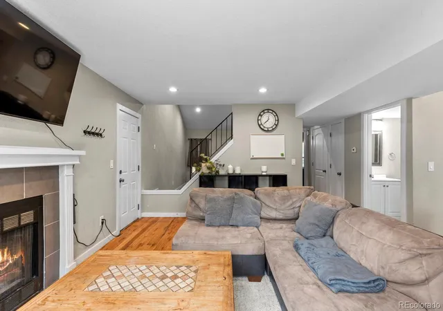 Photo 3 of Sale Pending at 8427 Blue Grama Ct, Parker, CO 80134 | MLS# 4208797 | Listing updated on 2026-10-08