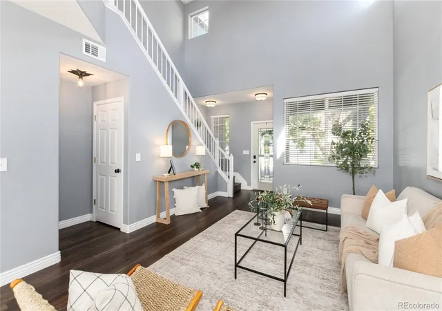 Photo 4 of Single family home for sale at 6888 W Rockland Pl, Littleton, CO 80128 | MLS# 8320716 | Listing updated on 2026-10-09