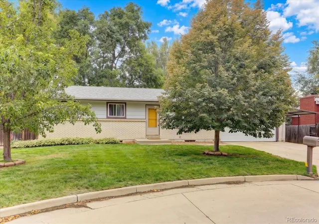 Photo 1 of Single family home for sale at 2558 Balsam St, Lakewood, CO 80214 | MLS# 3013004 | Listing updated on 2026-10-07