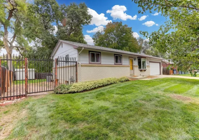 Photo 3 of Single family home for sale at 2558 Balsam St, Lakewood, CO 80214 | MLS# 3013004 | Listing updated on 2026-10-07