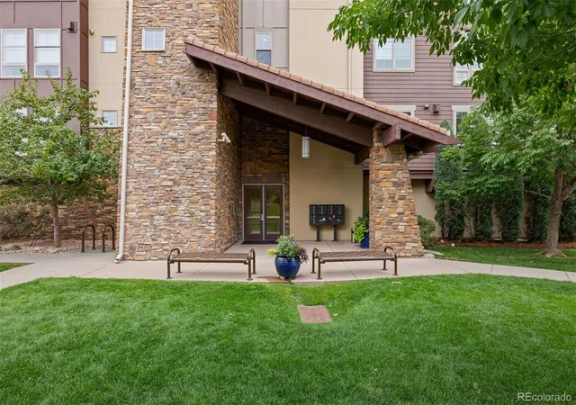 Condo for sale at 89 N Rampart Way #402, Denver, CO 80230 | MLS# 2847448