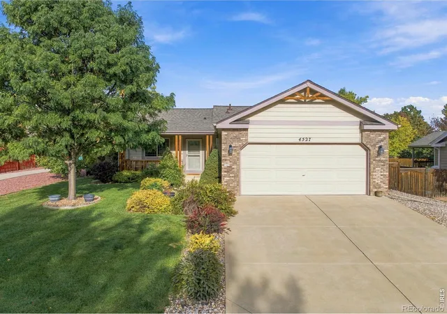 Single family home for sale at 4527 Cole Dr, Loveland, CO 80538 | MLS# IR1069584
