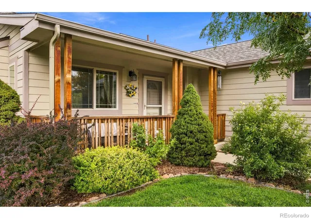 Photo 4 of Single family home for sale at 4527 Cole Dr, Loveland, CO 80538 | MLS# IR1069584 | Listing updated on 2026-09-28