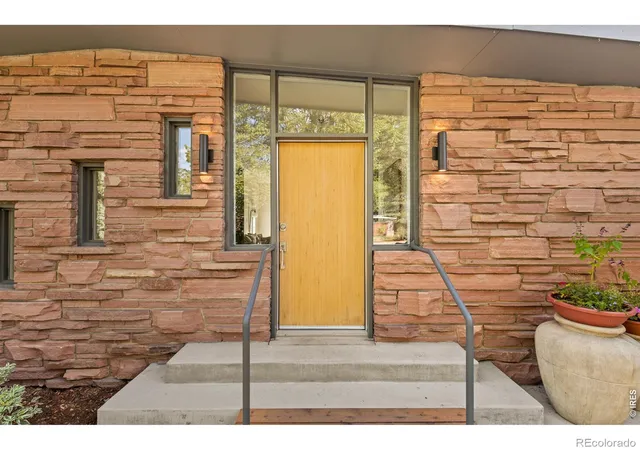 Photo 2 of Single family home for sale at 2750 Vassar Dr, Boulder, CO 80305 | MLS# IR1069585 | Listing updated on 2026-10-04