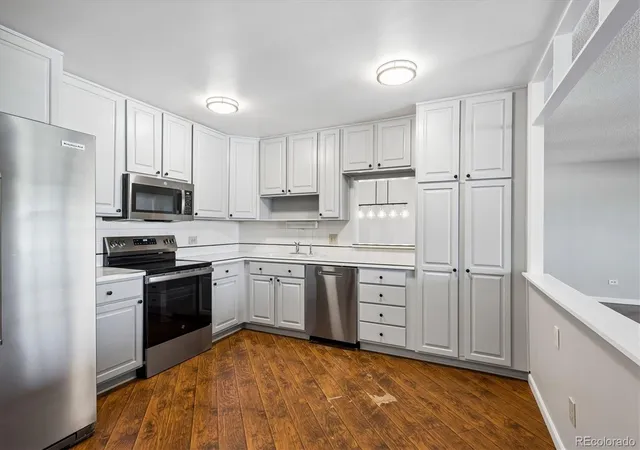 Photo 3 of Condo for sale at 665 S Alton Way #9C, Denver, CO 80247 | MLS# 9580857 | Listing updated on 2026-10-30