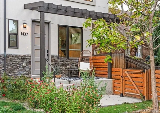 Photo 2 of Townhouse for sale at 1437 Xavier St, Denver, CO 80204 | MLS# 8024223 | Listing updated on 2026-10-06