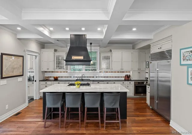 Single family home for sale at 1811 Bellaire St, Denver, CO 80220 | MLS# 2098378
