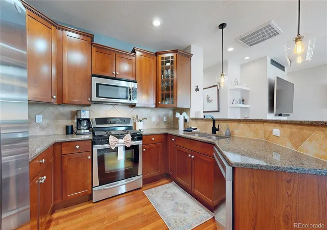 Photo 4 of Condo for sale at 10108 Bluffmont Ln, Lone Tree, CO 80124 | MLS# 5624920 | Listing updated on 2026-09-30