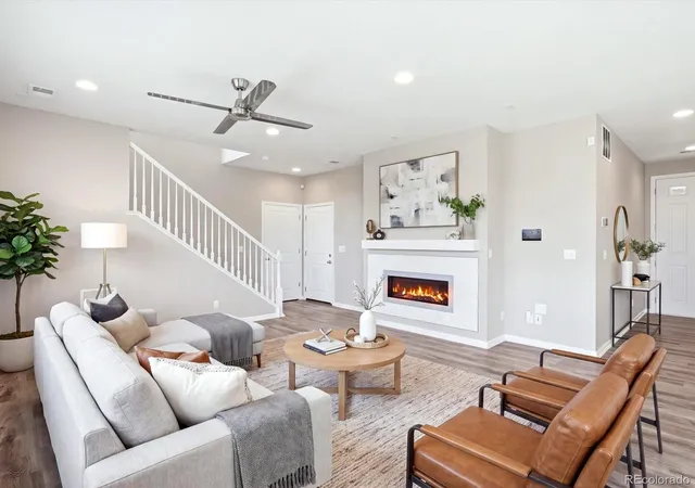 Photo 1 of Single family home for sale at 206 S Kewaunee Way, Aurora, CO 80018 | MLS# 3193882 | Listing updated on 2026-10-09