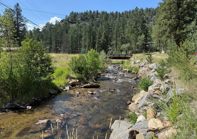 Photo 3 of Single family home for sale at 32 Horseshoe Bnd Rd, Glen Haven, CO 80532 | MLS# IR1069604 | Listing updated on 2026-09-29