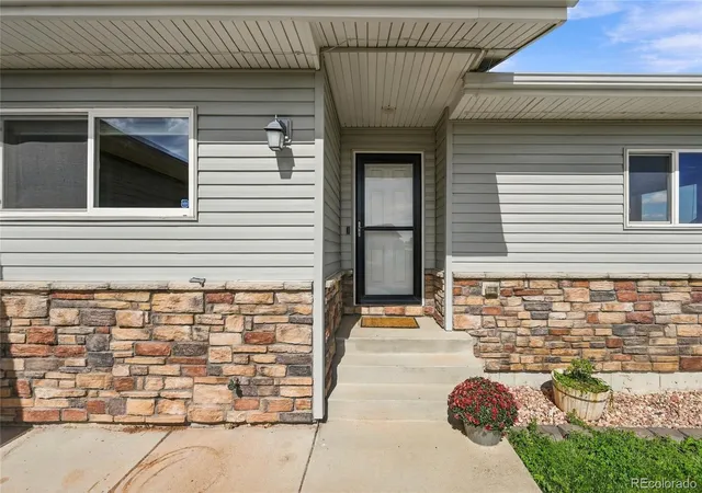 Photo 2 of Single family home for sale at 38707 E 145th Avenue, Keenesburg, CO 80643 | MLS# 5802262 | Listing updated on 2026-10-07