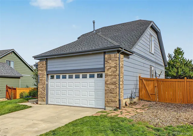 Photo 3 of Single family home for sale at 607 Balsa Dr, Castle Rock, CO 80104 | MLS# 2622098 | Listing updated on 2026-09-29