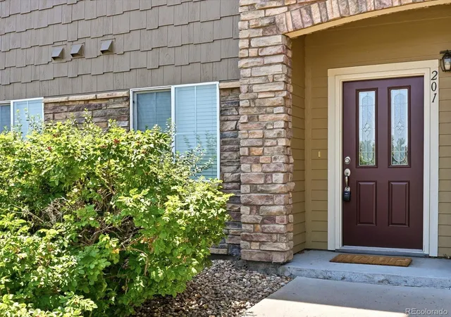 Listing Photo 1 - Condo for sale in building located at 6223 Kilmer Loop, Arvada, CO 80403 - Unit #201