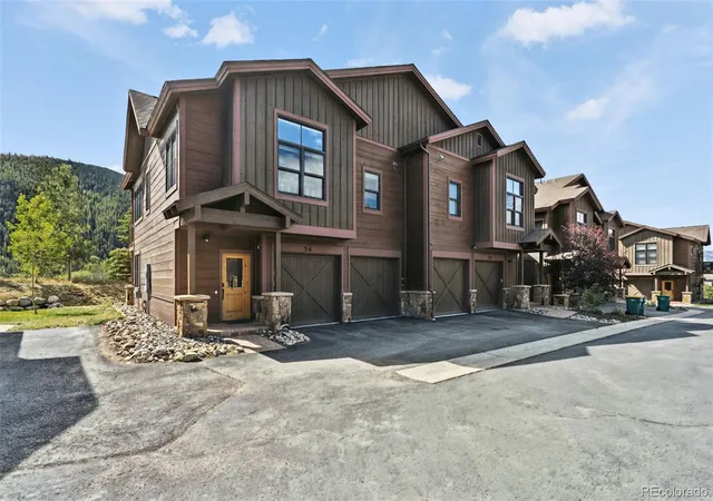 Photo 3 of Townhouse for sale at 54 Antlers Gulch Rd, Keystone, CO 80435 | MLS# 8751499 | Listing updated on 2026-09-29