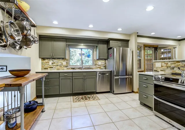 Photo 4 of Single family home for sale at 1132 War Eagle Ct, Colorado Springs, CO 80919 | MLS# 5807650 | Listing updated on 2026-10-01
