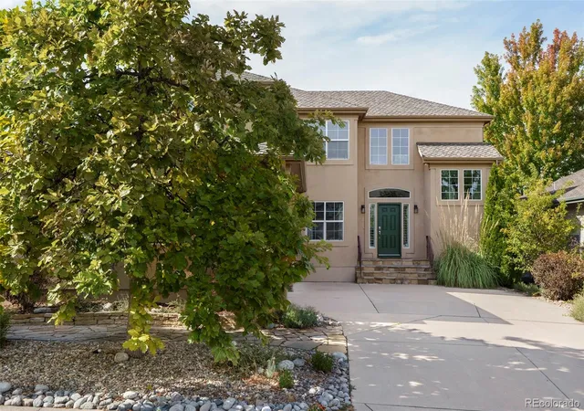 Photo 2 of Single family home for sale at 5549 W Hoover Dr, Littleton, CO 80123 | MLS# 5871684 | Listing updated on 2026-10-02