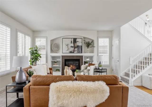 Photo 3 of Single family home for sale at 5549 W Hoover Dr, Littleton, CO 80123 | MLS# 5871684 | Listing updated on 2026-10-02