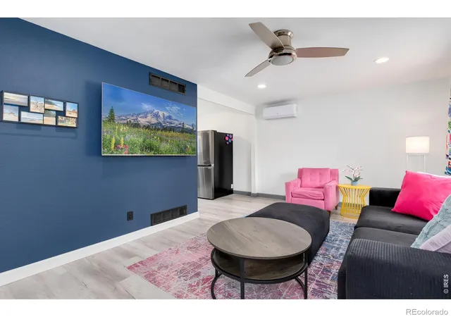 Photo 3 of Single family home for sale at 7240 Ingalls St, Arvada, CO 80003 | MLS# IR1069623 | Listing updated on 2026-09-29