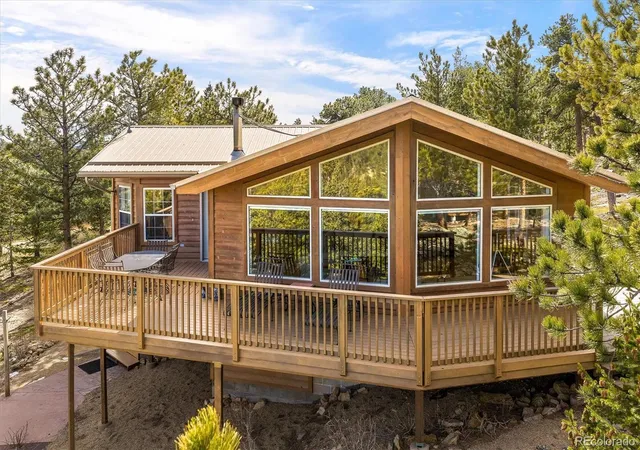 Photo 1 of Single family home for sale at 149 Rockledge Cir, Lyons, CO 80540 | MLS# 3977096 | Listing updated on 2026-10-05