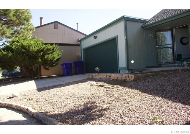 Photo 2 of Single family home for sale at 725 San Bruno Pl, Colorado Springs, CO 80906 | MLS# 2017377 | Listing updated on 2026-10-05