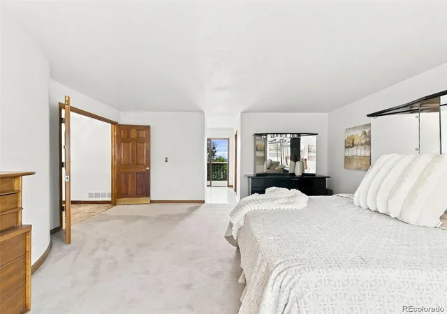 Photo 3 of Single family home for sale at 478 S Youngfield Ct, Lakewood, CO 80228 | MLS# 7771480 | Listing updated on 2026-09-29