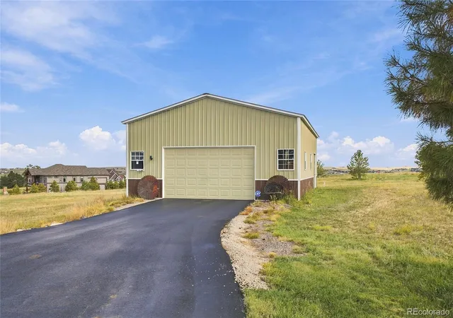 Photo 4 of Single family home for sale at 2364 Elkhorn Ranch St, Parker, CO 80138 | MLS# 5927215 | Listing updated on 2026-10-04