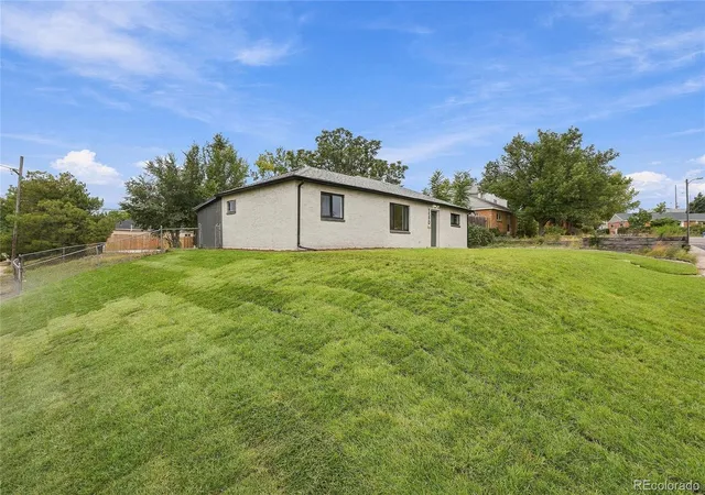 Photo 2 of Single family home for sale at 1590 Oak Pl, Thornton, CO 80229 | MLS# 2993853 | Listing updated on 2026-09-30