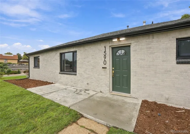Photo 3 of Single family home for sale at 1590 Oak Pl, Thornton, CO 80229 | MLS# 2993853 | Listing updated on 2026-09-30