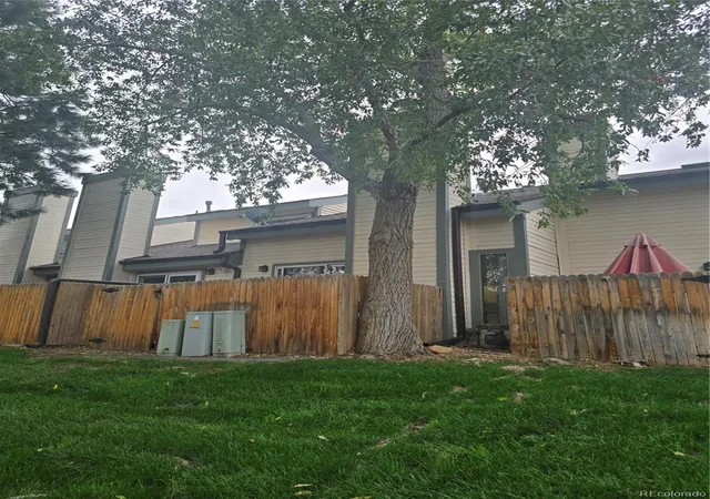 Photo 14 of Townhouse for sale at 8304 S Everett Way #C, Littleton, CO 80128 | MLS# 9709333 | Listing updated on 2026-10-07