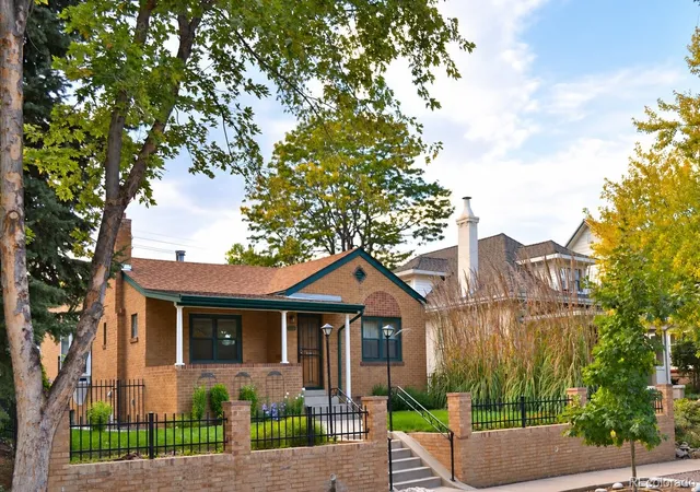 Single family home for sale at 1233 Cook St, Denver, CO 80206 | MLS# 9435827