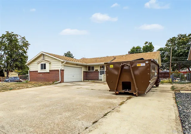 Photo 3 of Single family home for sale at 8111 Chase Dr, Arvada, CO 80003 | MLS# 7618051 | Listing updated on 2026-10-01