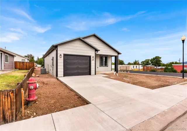 Photo 2 of Single family home for sale at 820 Juliana Ct, Canon City, CO 81212 | MLS# 6553935 | Listing updated on 2026-09-29