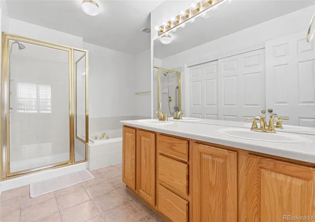 Photo 3 of Condo for sale at 4901 S Ammons St #1C, Littleton, CO 80123 | MLS# 6041926 | Listing updated on 2026-10-20