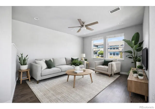Photo 4 of Townhouse for sale at 16073 E Warner Pl, Denver, CO 80239 | MLS# IR1069639 | Listing updated on 2026-09-29