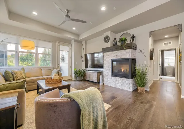 Photo 4 of Single family home for sale at 6678 W Jewell Pl, Lakewood, CO 80227 | MLS# 7623942 | Listing updated on 2026-10-02