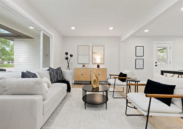 Photo 4 of Single family home for sale at 5326 E Atlantic Pl, Denver, CO 80222 | MLS# 9265366 | Listing updated on 2026-10-09