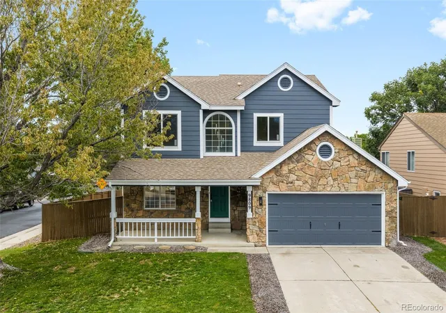 Photo 2 of Single family home for sale at 9809 Rosewalk Dr, Highlands Ranch, CO 80129 | MLS# 3552844 | Listing updated on 2026-10-08