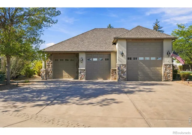 Photo 3 of Mansion for sale at 2075 Doyle Dr, Berthoud, CO 80513 | MLS# IR1069645 | Listing updated on 2026-10-07