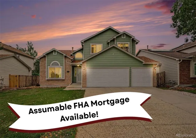 Single family home for sale at 2424 S Salida Way, Aurora, CO 80013 | MLS# 3750524