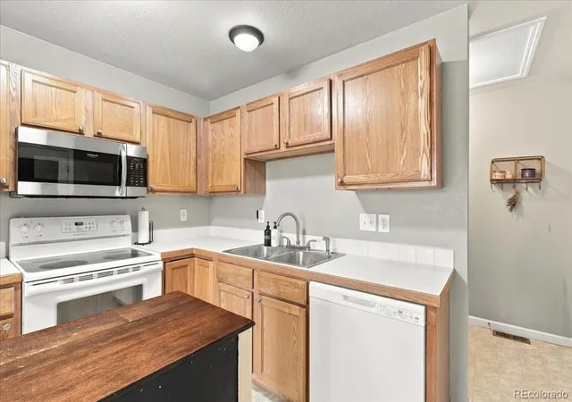 Photo 4 of Single family home for sale at 4200 Carlyle Ln, Wellington, CO 80549 | MLS# 1791524 | Listing updated on 2026-10-07