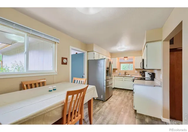 Photo 3 of Single family home for sale at 2542 Cambridge Dr, Longmont, CO 80503 | MLS# IR1069654 | Listing updated on 2026-10-07