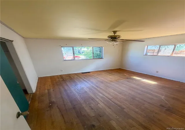 Photo 4 of Single family home for sale at 3323 S Grape St, Denver, CO 80222 | MLS# 2651836 | Listing updated on 2026-09-30