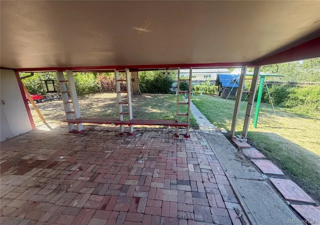 Photo 9 of Single family home for sale at 3323 S Grape St, Denver, CO 80222 | MLS# 2651836 | Listing updated on 2026-10-14
