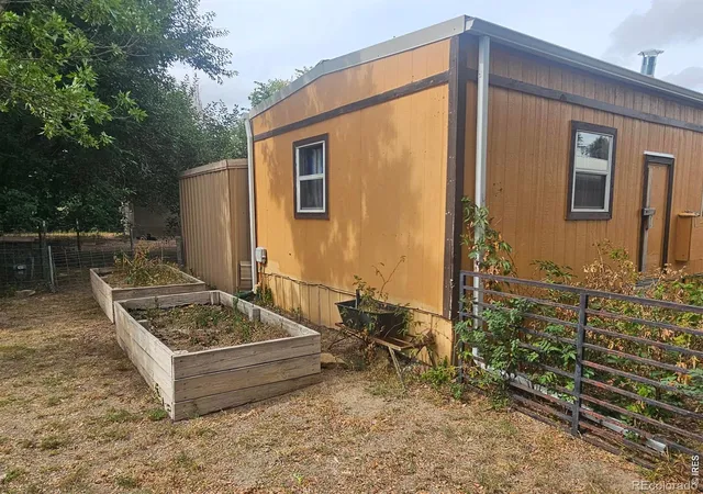 Photo 3 of Single family home for sale at 227 Balsam St, Log Lane Village, CO 80705 | MLS# IR1069660 | Listing updated on 2026-09-30