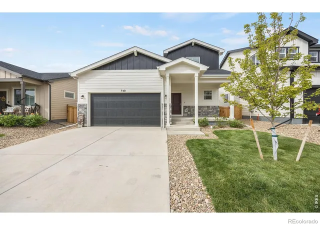 Photo 4 of Single family home for sale at 740 Ayrshire Rd, Johnstown, CO 80534 | MLS# IR1069661 | Listing updated on 2026-10-06