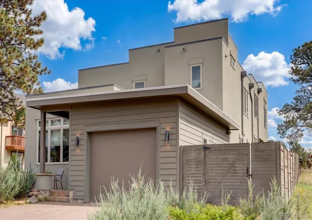 Photo 3 of Single family home for sale at 3068 Bergen Point Trl, Evergreen, CO 80439 | MLS# 5790617 | Listing updated on 2026-10-04