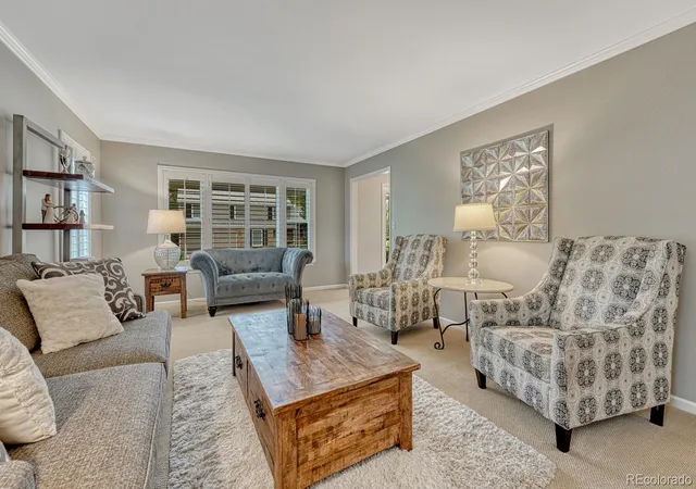 Photo 4 of Single family home for sale at 7210 S Hudson Way, Centennial, CO 80122 | MLS# 7829473 | Listing updated on 2026-10-05