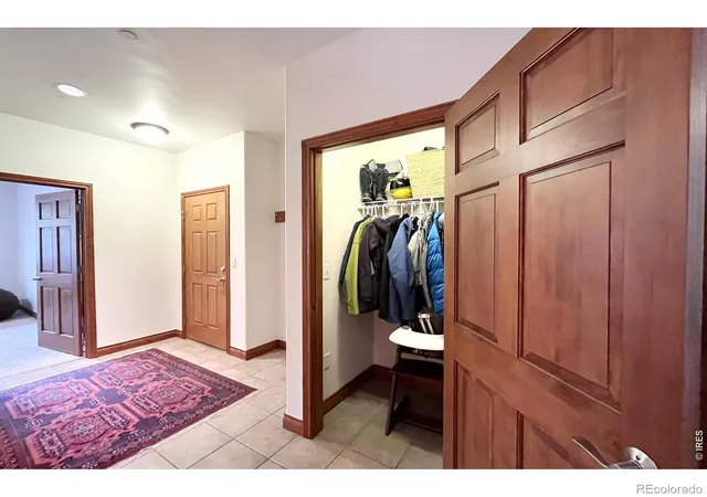 Listing Photo 4 - Condo for sale in building located at 801 Lakepoint Dr, Frisco, CO 80443 - Unit #B11