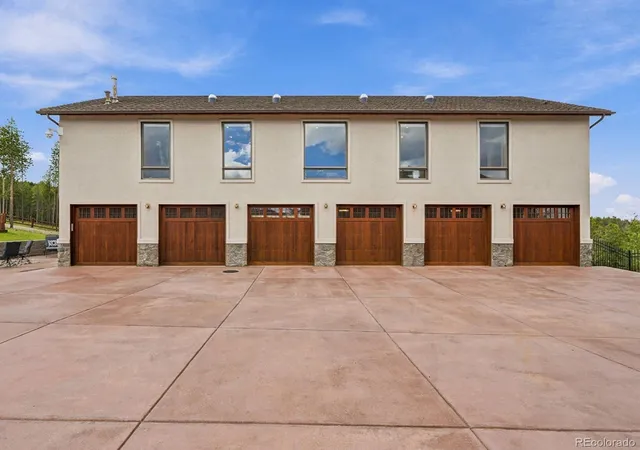 Photo 4 of Single family home for sale at 8641 S Warhawk Rd, Conifer, CO 80433 | MLS# 8245629 | Listing updated on 2026-10-08